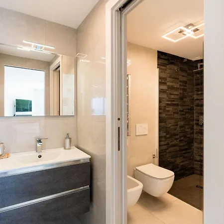 公寓 Bella Vista By Interhome